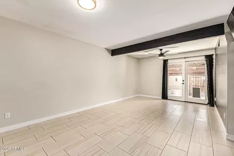 Living - 1139 E Belmont Ave, Phoenix, AZ 85020 photo 2 of 5