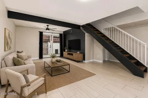 Living - 1139 E Belmont Ave, Phoenix, AZ 85020 photo 3 of 4