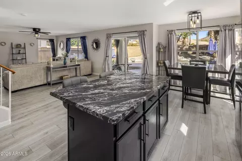 Kitchen - 3324 E Brookwood Ct, Phoenix, AZ 85048 photo 7 of 8