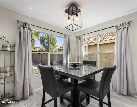 Dining - 3324 E Brookwood Ct, Phoenix, AZ 85048 photo 1 of 3