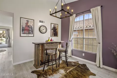 Dining - 3324 E Brookwood Ct, Phoenix, AZ 85048 photo 2 of 3