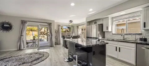 Kitchen - 3324 E Brookwood Ct, Phoenix, AZ 85048 photo 8 of 8