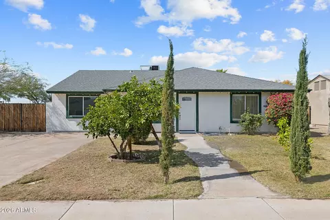 10826 N 72nd Dr, Peoria, AZ 85345