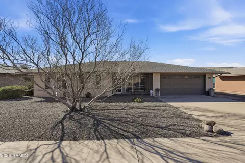 10529 W Gulf Hills Dr, Sun City, AZ 85351