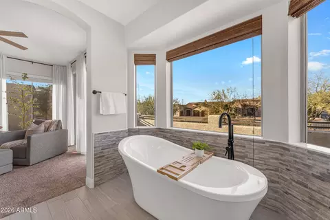 Bath - 8148 E Sienna St, Mesa, AZ 85207 photo 3 of 8