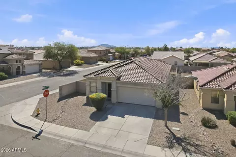 575 W Silver Reef Ct, Casa Grande, AZ 85122