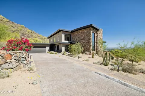 8200 N Charles Dr, Paradise Valley, AZ 85253