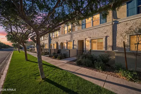 1917 E Hampton Ln #106, Gilbert, AZ 85295