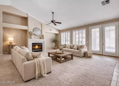 4344 E Melinda Ln, Phoenix, AZ 85050 photo 7
