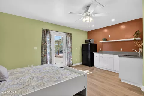 Bedroom - 1242 Edgemont Ave, Phoenix, AZ 85006 photo 5 of 7