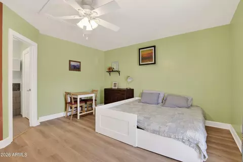 Bedroom - 1242 Edgemont Ave, Phoenix, AZ 85006 photo 6 of 7