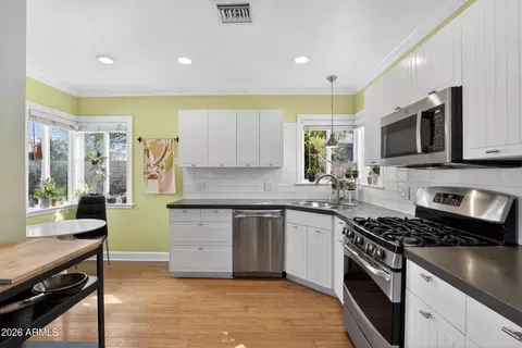 Kitchen - 1242 Edgemont Ave, Phoenix, AZ 85006 photo 2 of 4