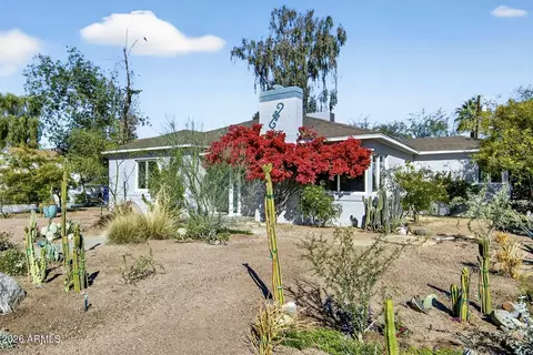 Exterior - 1242 Edgemont Ave, Phoenix, AZ 85006 photo 2 of 7