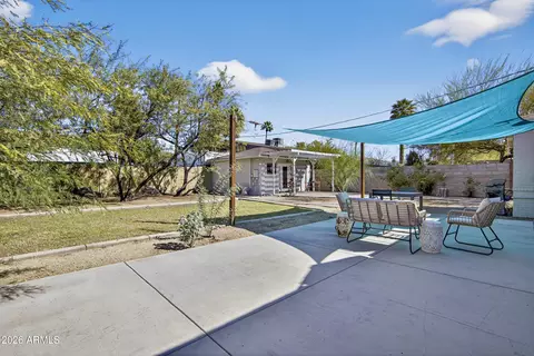 Exterior - 1242 Edgemont Ave, Phoenix, AZ 85006 photo 5 of 7