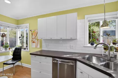 Kitchen - 1242 Edgemont Ave, Phoenix, AZ 85006 photo 4 of 4