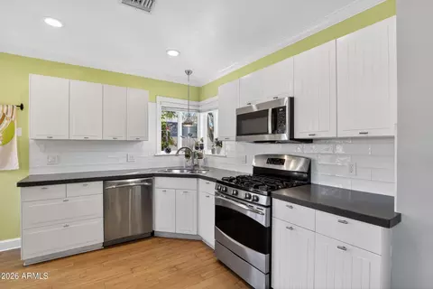 Kitchen - 1242 Edgemont Ave, Phoenix, AZ 85006 photo 1 of 4