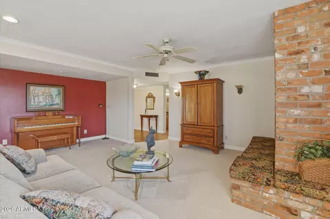 Living - 7720 N 3rd Ave, Phoenix, AZ 85021 photo 1 of 1