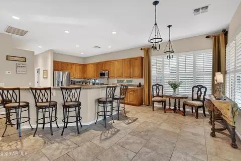Kitchen - 4155 E Dubois Ave, Gilbert, AZ 85298 photo 3 of 4