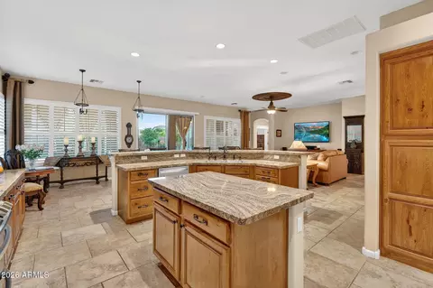 Kitchen - 4155 E Dubois Ave, Gilbert, AZ 85298 photo 1 of 4