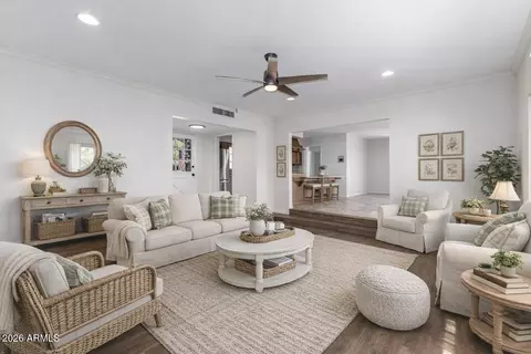 Living - 855 E 7th St, Mesa, AZ 85203 photo 1 of 4