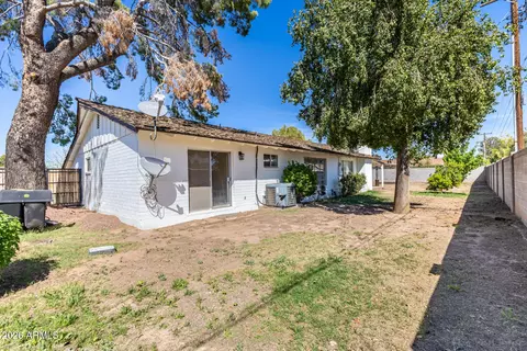 Exterior - 855 E 7th St, Mesa, AZ 85203 photo 7 of 8