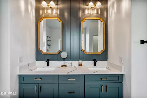 Bath - 3350 E Morrison Ranch Pkwy, Gilbert, AZ 85296 photo 7 of 8