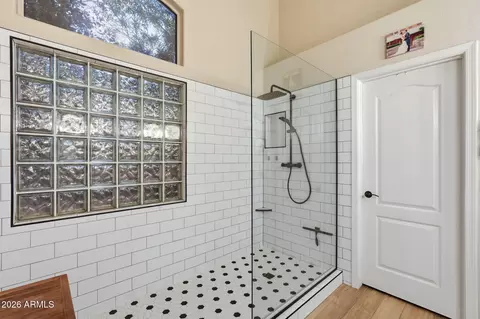 Bath - 3271 E Santa Fe Ln, Gilbert, AZ 85297 photo 2 of 3