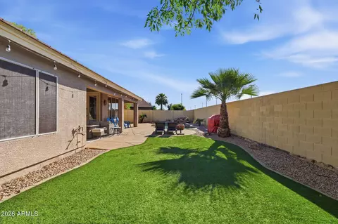 Exterior - 3271 E Santa Fe Ln, Gilbert, AZ 85297 photo 8 of 9