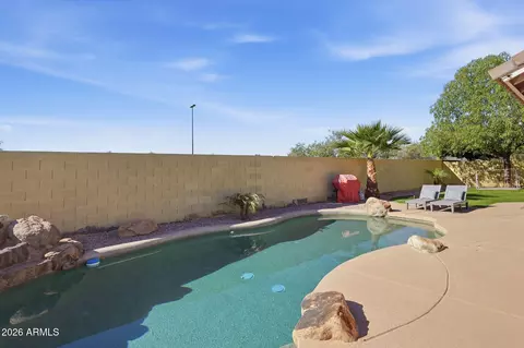 Exterior - 3271 E Santa Fe Ln, Gilbert, AZ 85297 photo 6 of 9