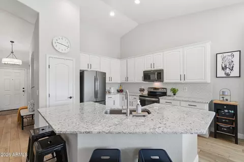 Kitchen - 3271 E Santa Fe Ln, Gilbert, AZ 85297 photo 1 of 7