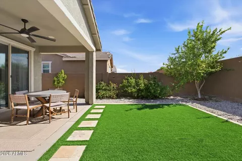 Exterior - 1329 E Irwin Ave, Phoenix, AZ 85042 photo 4 of 9