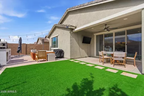 Exterior - 1329 E Irwin Ave, Phoenix, AZ 85042 photo 1 of 9