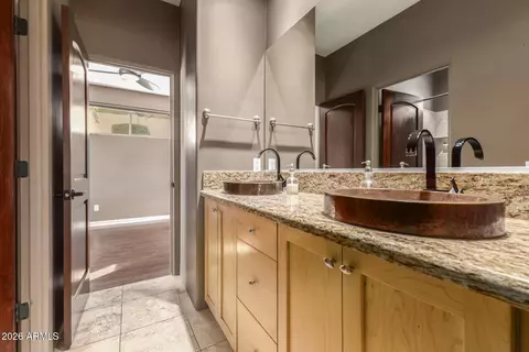 Bath - 14432 N 18th St, Phoenix, AZ 85022 photo 3 of 5