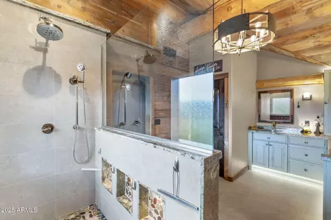 Bath - 2706 E Wild Rose Cir, Payson, AZ 85541 photo 6 of 7