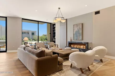 5000 N Camelback Ridge Dr #108, Scottsdale, AZ 85251