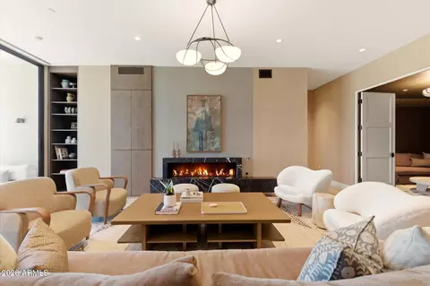 5000 N Camelback Ridge Dr #108, Scottsdale, AZ 85251