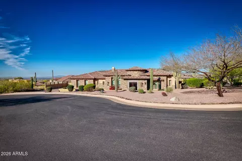 8925 E Rosedale Cir, Mesa, AZ 85207