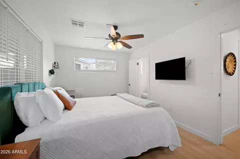 Bedroom - 9829 N 4th Ave, Phoenix, AZ 85021 photo 4 of 6