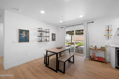 Dining - 9829 N 4th Ave, Phoenix, AZ 85021 photo 1 of 1