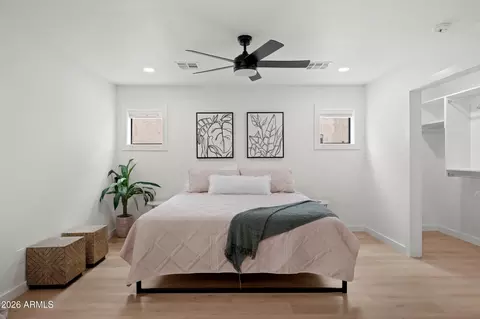 Bedroom - 9829 N 4th Ave, Phoenix, AZ 85021 photo 1 of 6