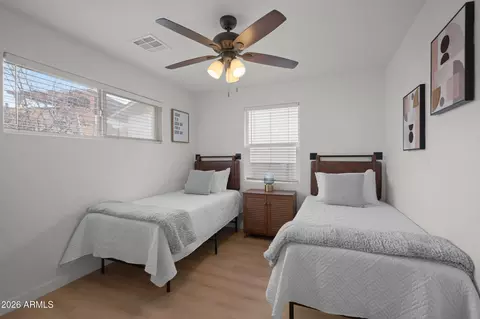 Bedroom - 9829 N 4th Ave, Phoenix, AZ 85021 photo 6 of 6