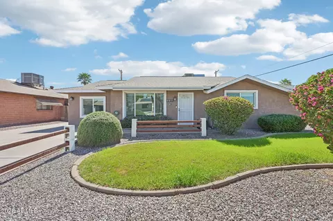 8401 E Wilshire Dr, Scottsdale, AZ 85257