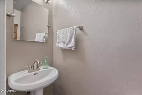 Bath - 3141 E Desert Flower Ln, Phoenix, AZ 85048 photo 3 of 6