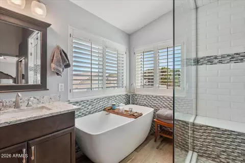 Bath - 3141 E Desert Flower Ln, Phoenix, AZ 85048 photo 1 of 6
