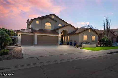 Exterior - 3141 E Desert Flower Ln, Phoenix, AZ 85048 photo 8 of 13