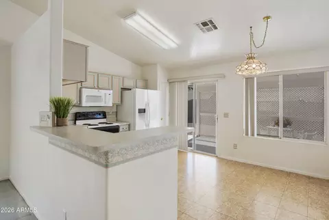 Kitchen - 955 W 12th Ave, Apache Junction, AZ 85120 photo 4 of 4