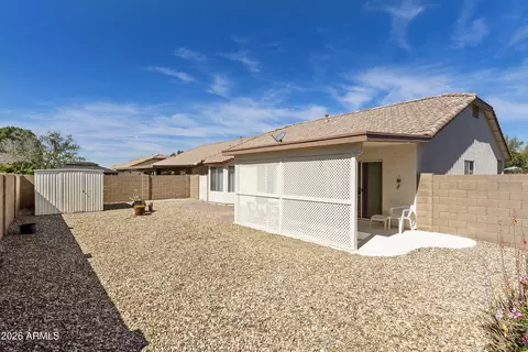 Exterior - 955 W 12th Ave, Apache Junction, AZ 85120 photo 6 of 8