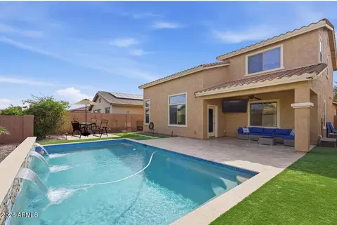 Exterior - 3412 E Ravenswood Dr, Gilbert, AZ 85298 photo 4 of 6
