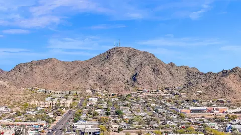 View/Area - 501 W Seldon Ln, Phoenix, AZ 85021 photo 5 of 5