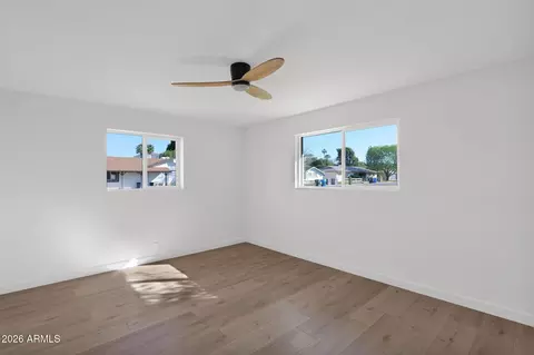 Bedroom - 501 W Seldon Ln, Phoenix, AZ 85021 photo 3 of 3